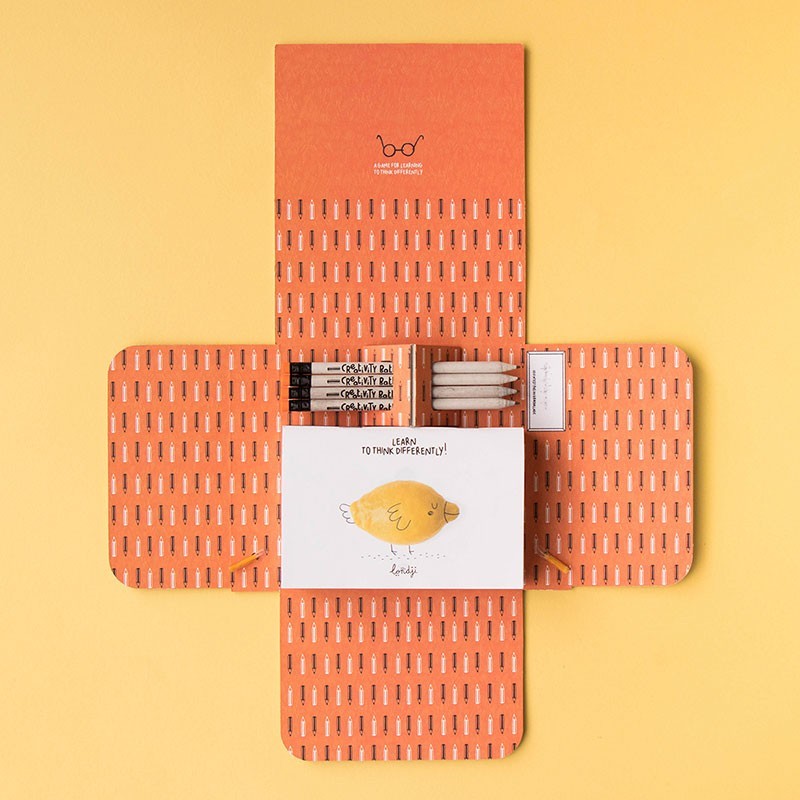 Game to stimulate creativity